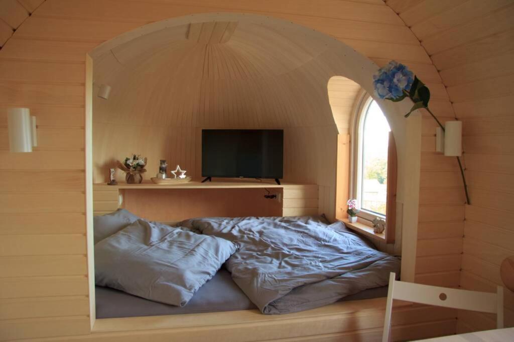 Ferienwohnung Schmidis Igluhuts Im Pfaffenwinkel - Tiny House 2 Apfeldorf Exterior foto
